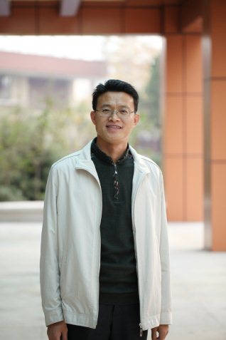 D:\555\F\照片文件\个人照片\一些照片\IMG_8805.JPG