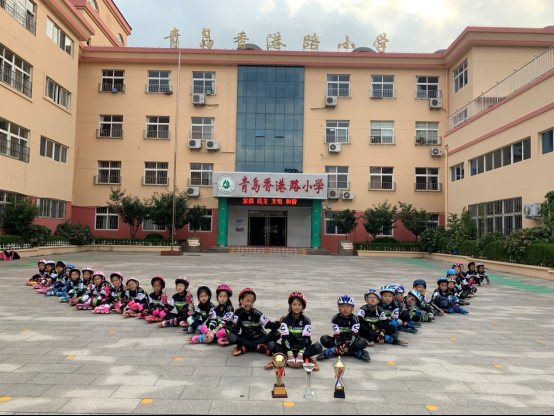 C:\Users\Lenovo\Desktop\轮滑\64ece498ac8418b39cbc1bfe207fded.jpg